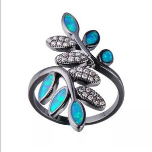 BRAND NEW 18KT/925 BLUE FIRE OPAL/ TOPAZ LEAF RING